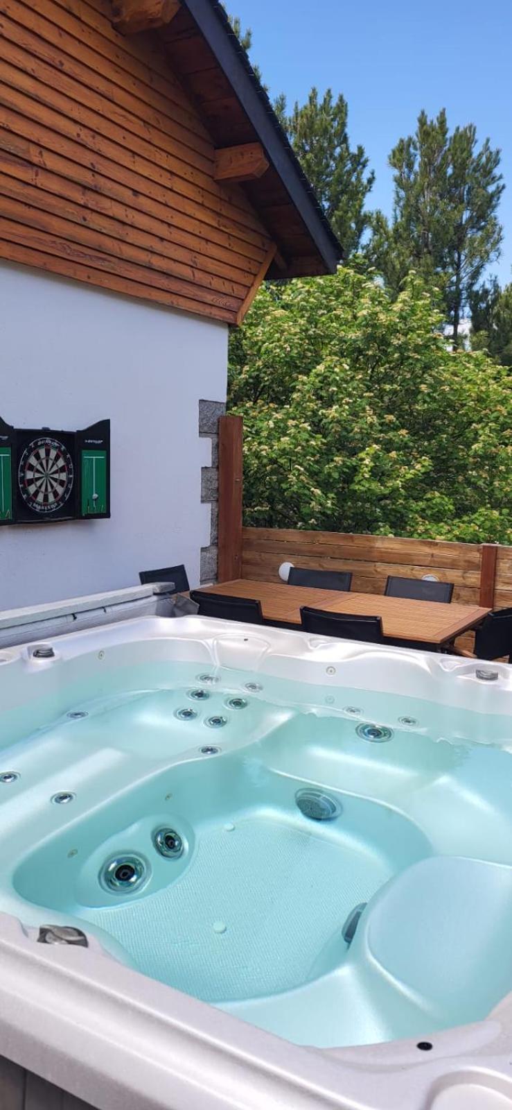 Appartement Style Montagne Avec Spa Égat エクステリア 写真